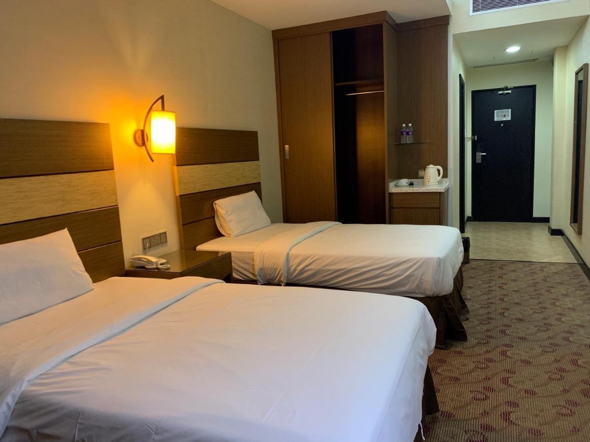 Sento Hotel Keningau Екстер'єр фото